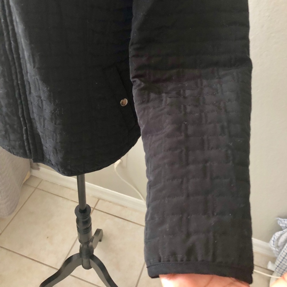 Black jacket! - Picture 5 of 7